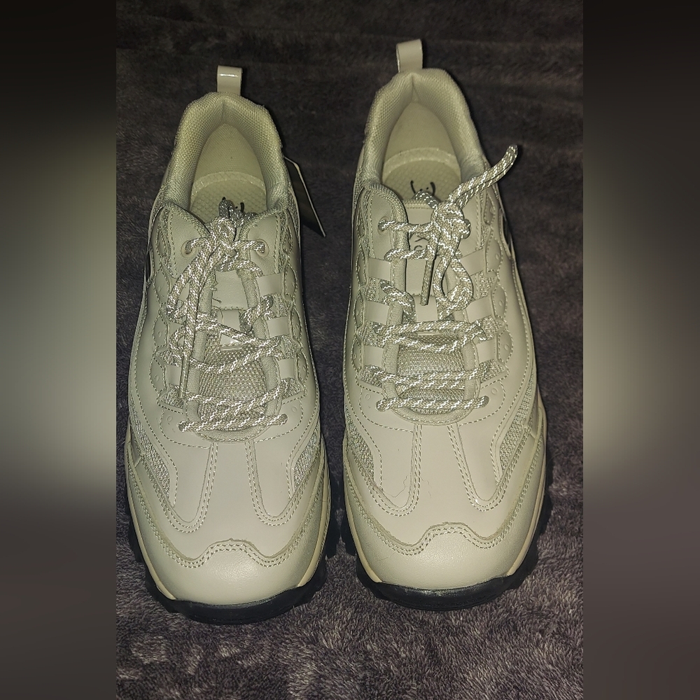 Sketchers X DOJA CAT